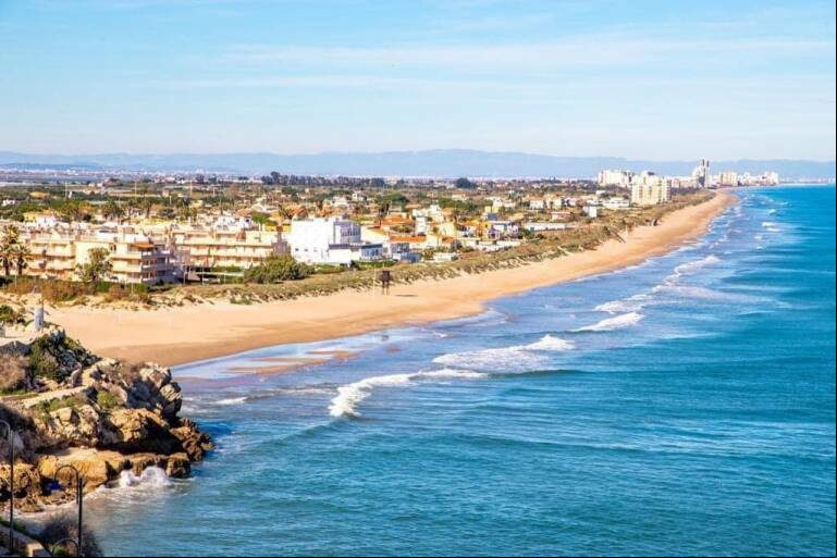 Panorámica del litoral de Cullera. FOTO: AJUNTAMENT CULLERA.